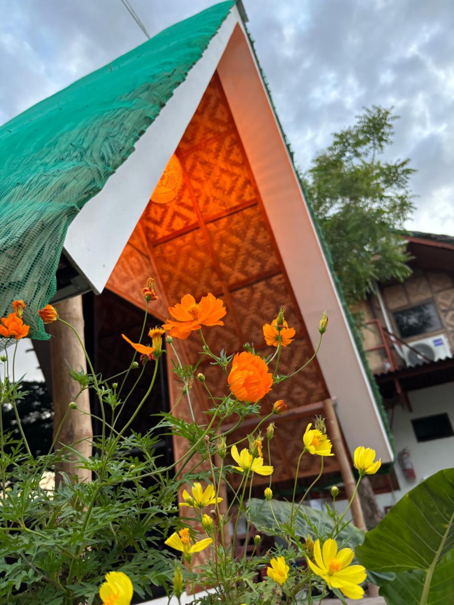 Villa Lovi Panagsama Beach Moalboal Bagian luar foto