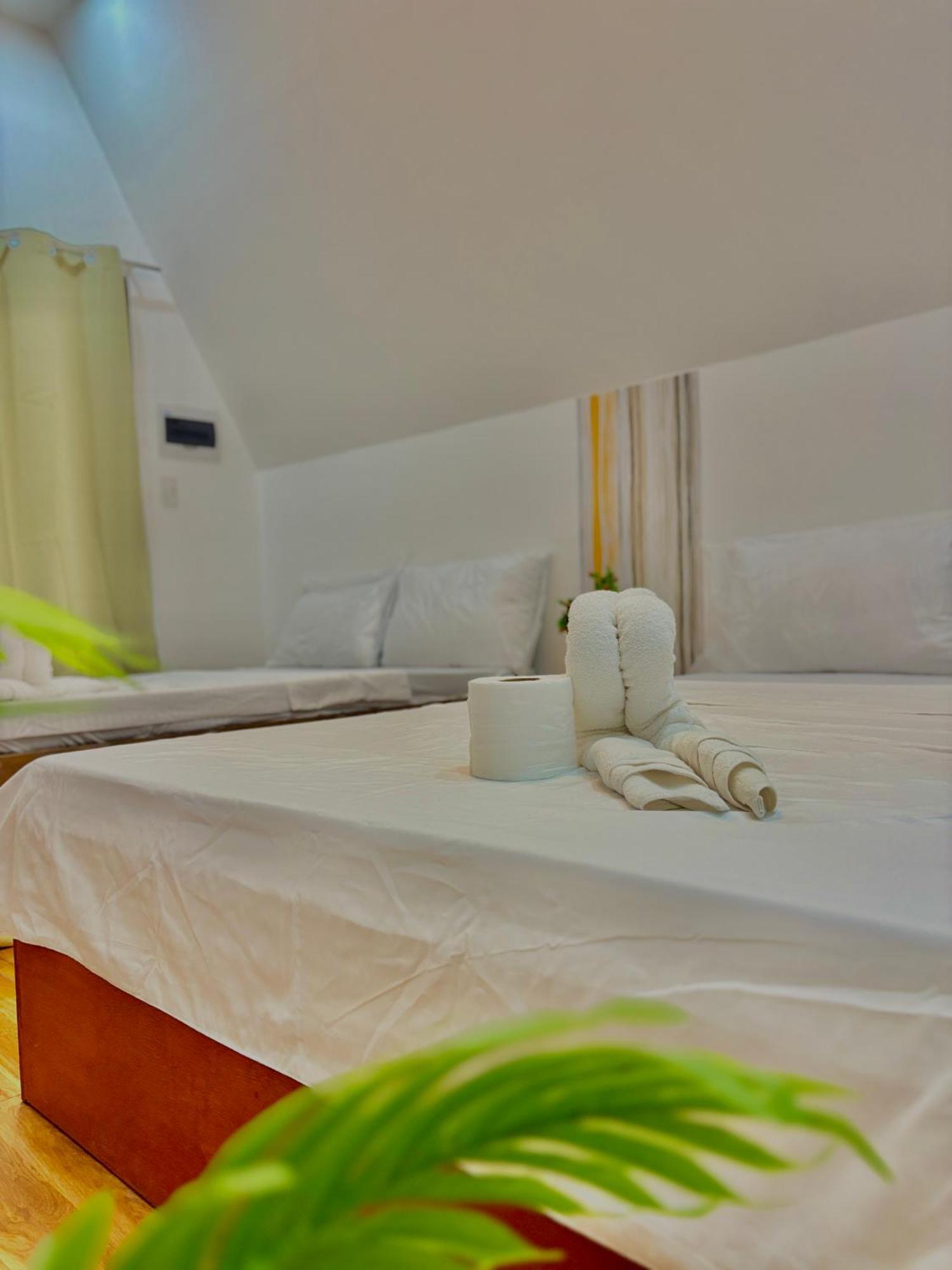 Villa Lovi Panagsama Beach Moalboal Bagian luar foto