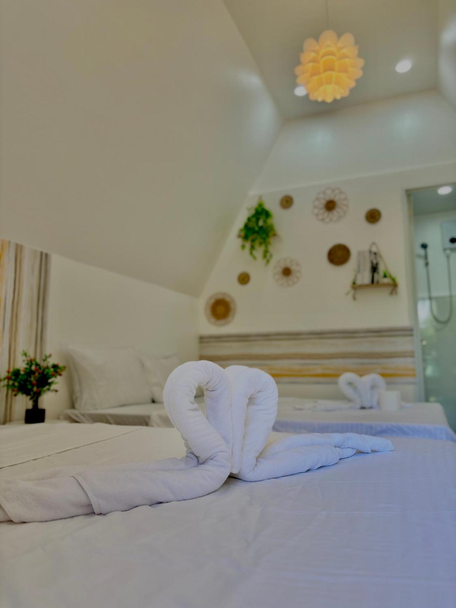 Villa Lovi Panagsama Beach Moalboal Bagian luar foto